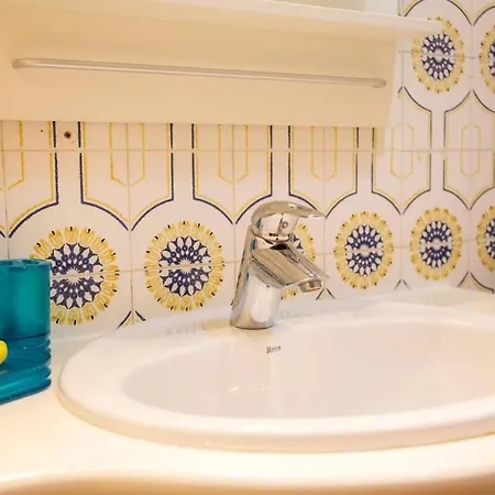 Central Downtown 2 Bed