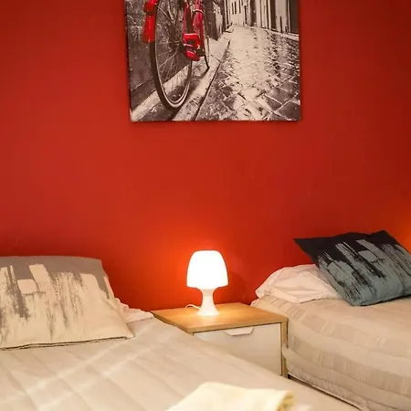 Central Downtown 2 Bed